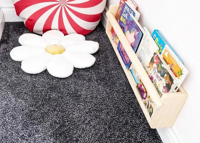 Chapel Yard Lookout - דירה *