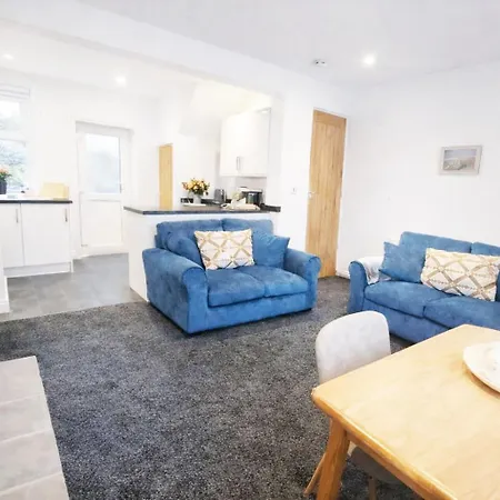 Chapel Yard Lookout - *