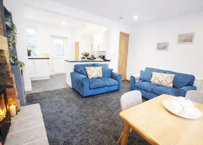 Chapel Yard Lookout - *